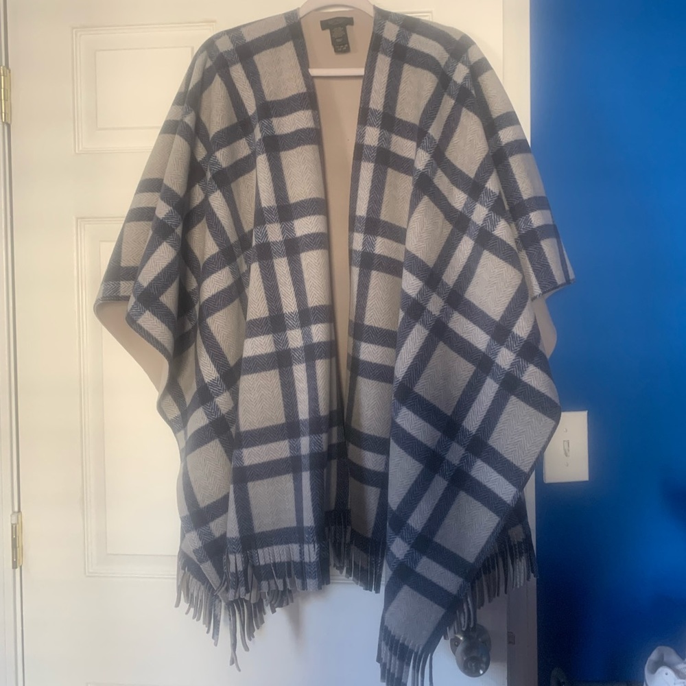 Rachel Roy one size shawl